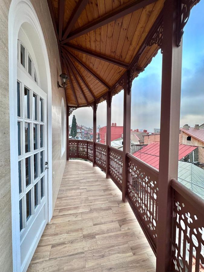 Hotel Embassy Tiflis Exterior foto
